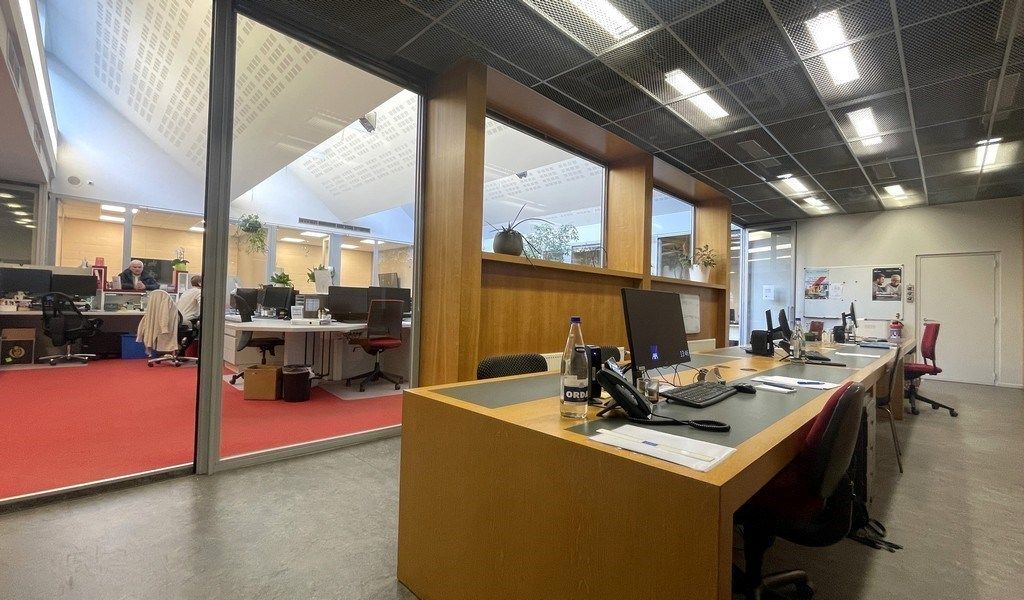 Handelspand te huur in het commercieel centrum van Schoten foto 7