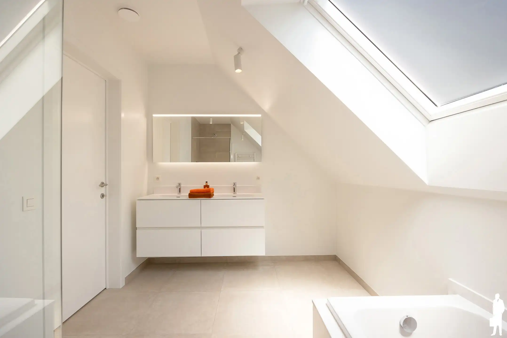 Gezinswoning met 3 slaapkamers te huur foto 15