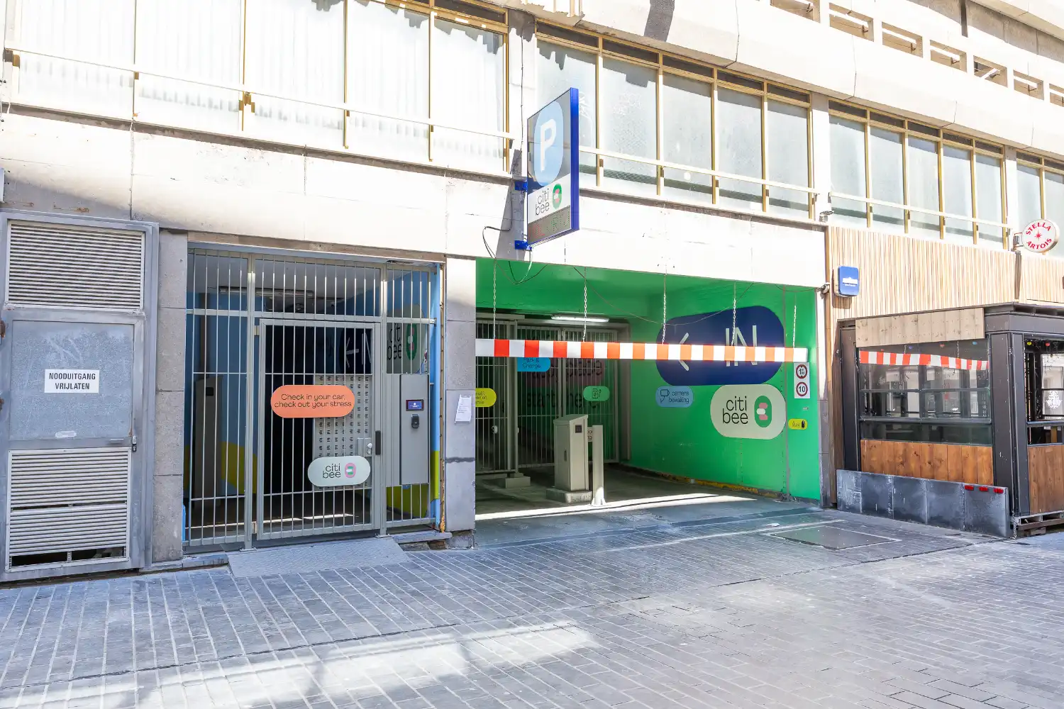 Parkeerplaats in centrum Oostende foto {{pictureIndex}}