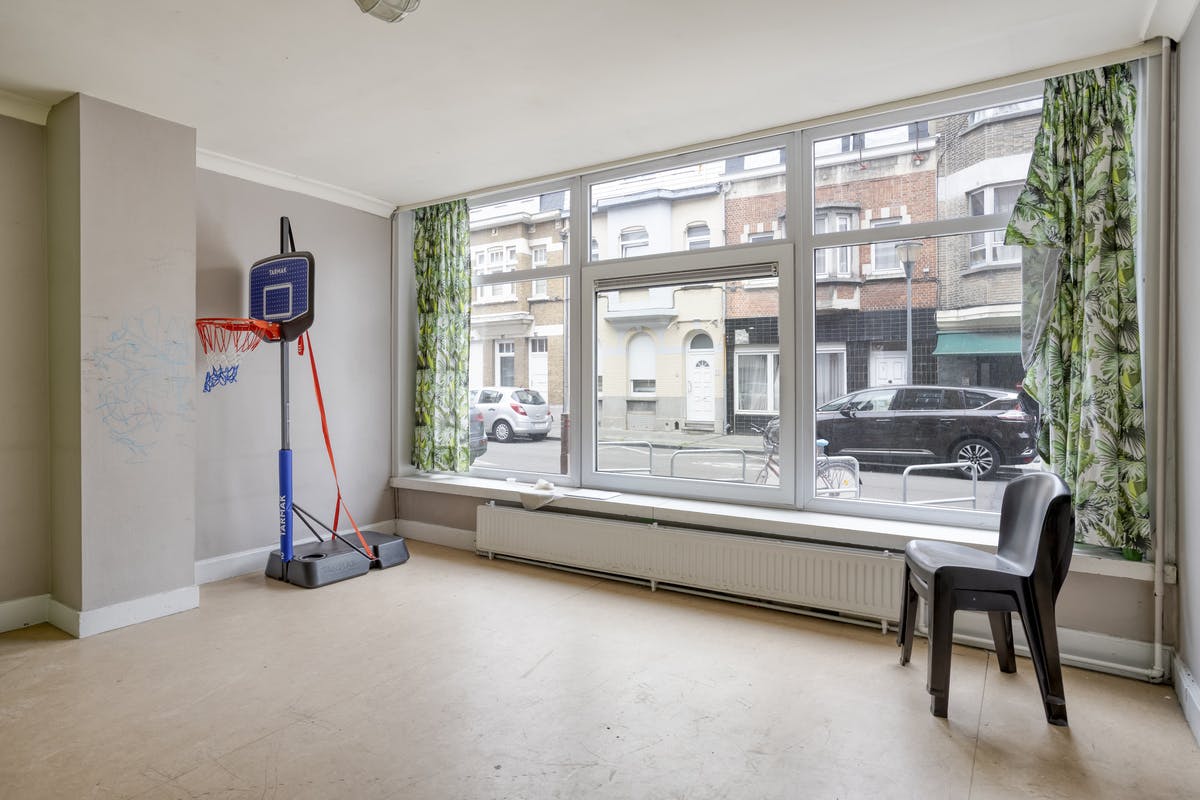 Ruim herenhuis te koop in Anderlecht – 3 verdiepingen foto 10