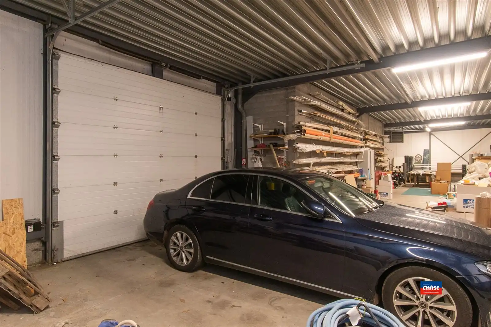 Gemengd gebouw met winkel, 2 appartementen, kantoor en magazijnruimte foto 36