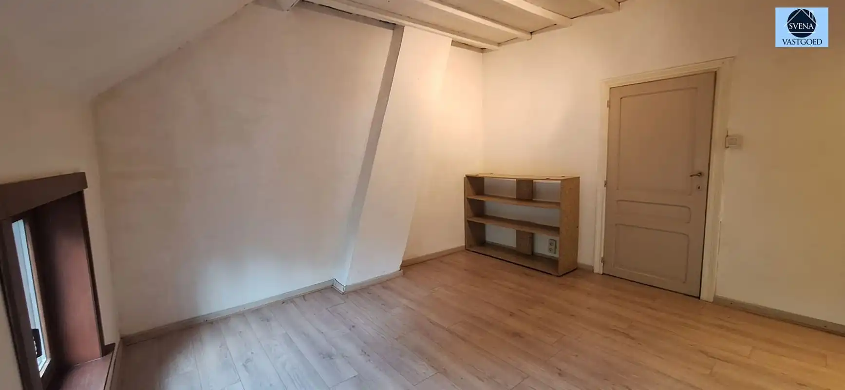 OP TE FRISSEN WONING MET 2 KAMERS foto 6