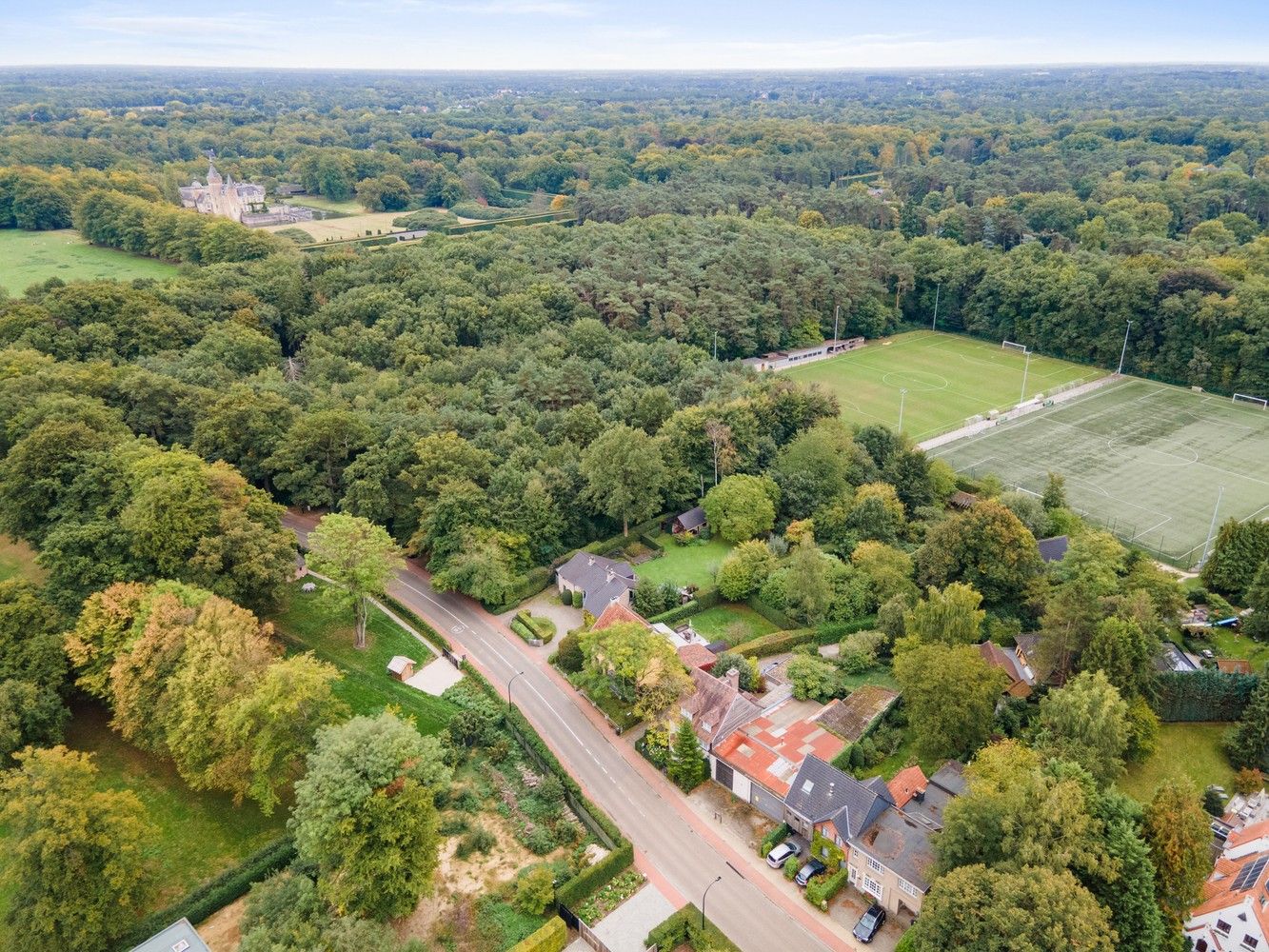 Bouwgrond (222m²) voor een gesloten bebouwing in Schilde foto 3
