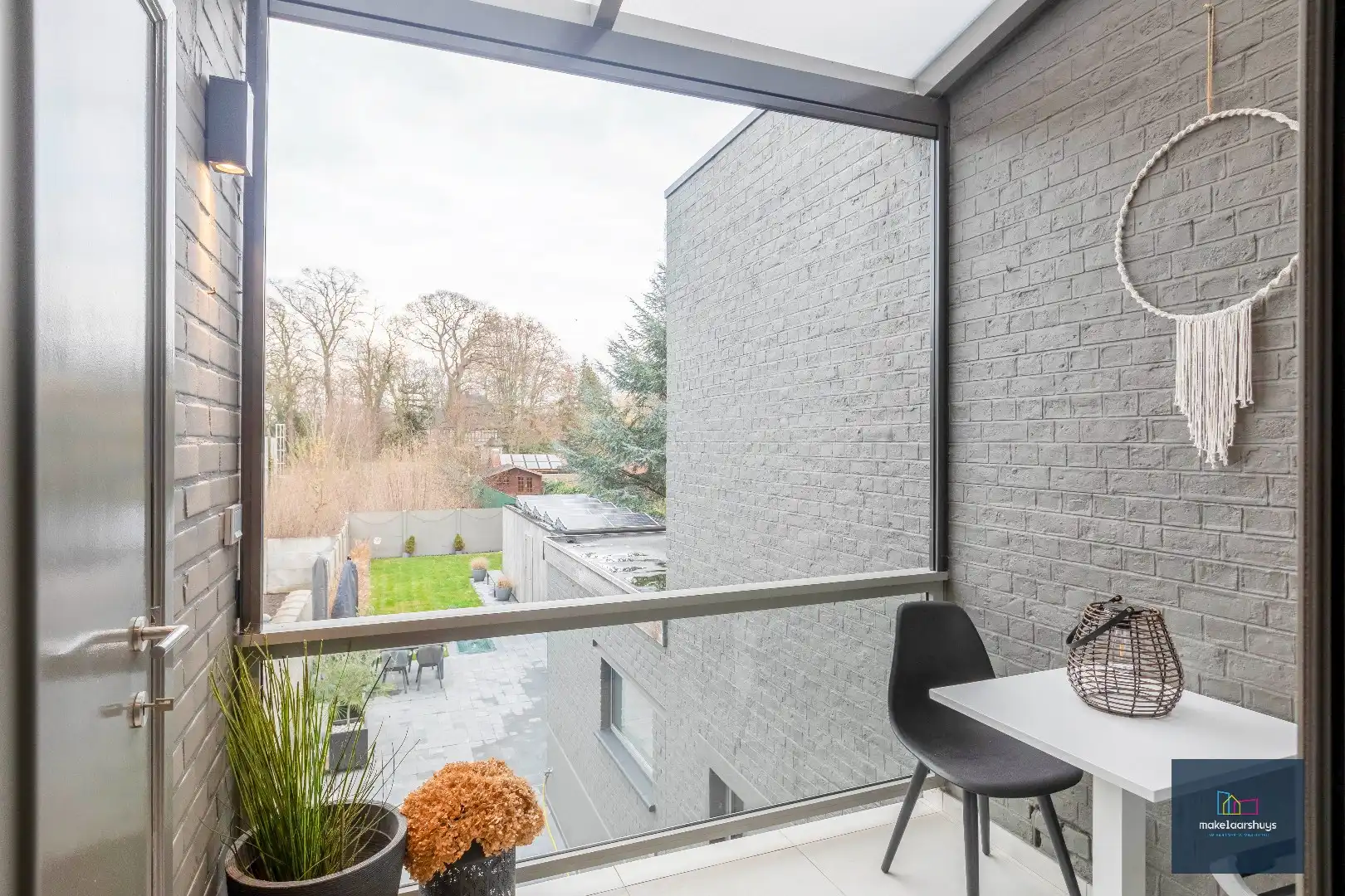 Stijlvol wonen en werken op een topligging in Mariakerke foto 8