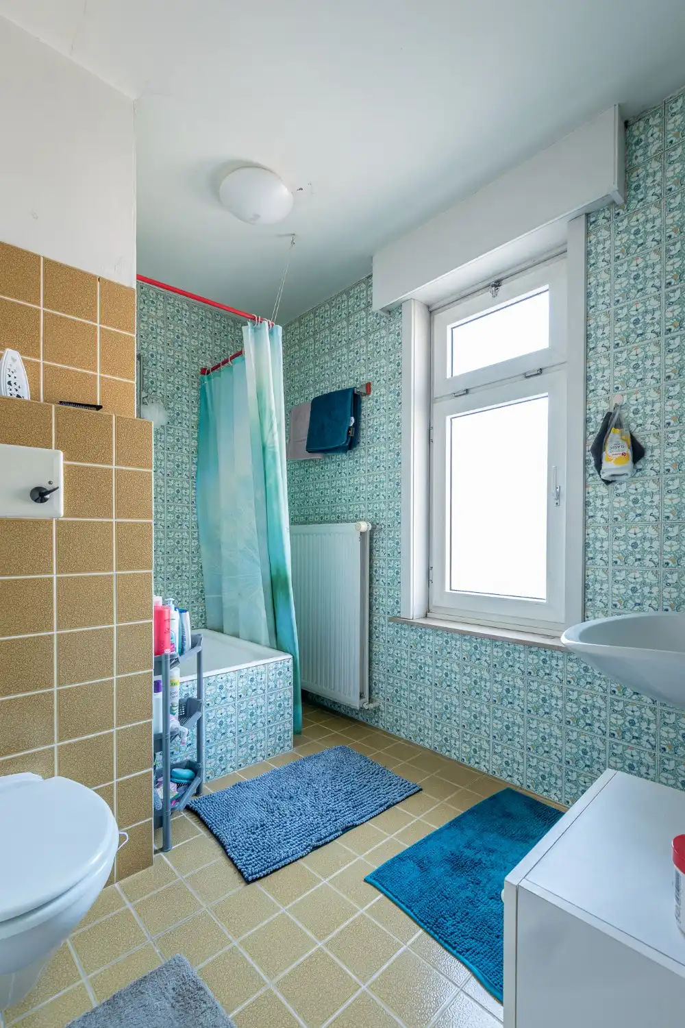 Handelsgelijkvloers en appartement op toplocatie te Tielt foto 12