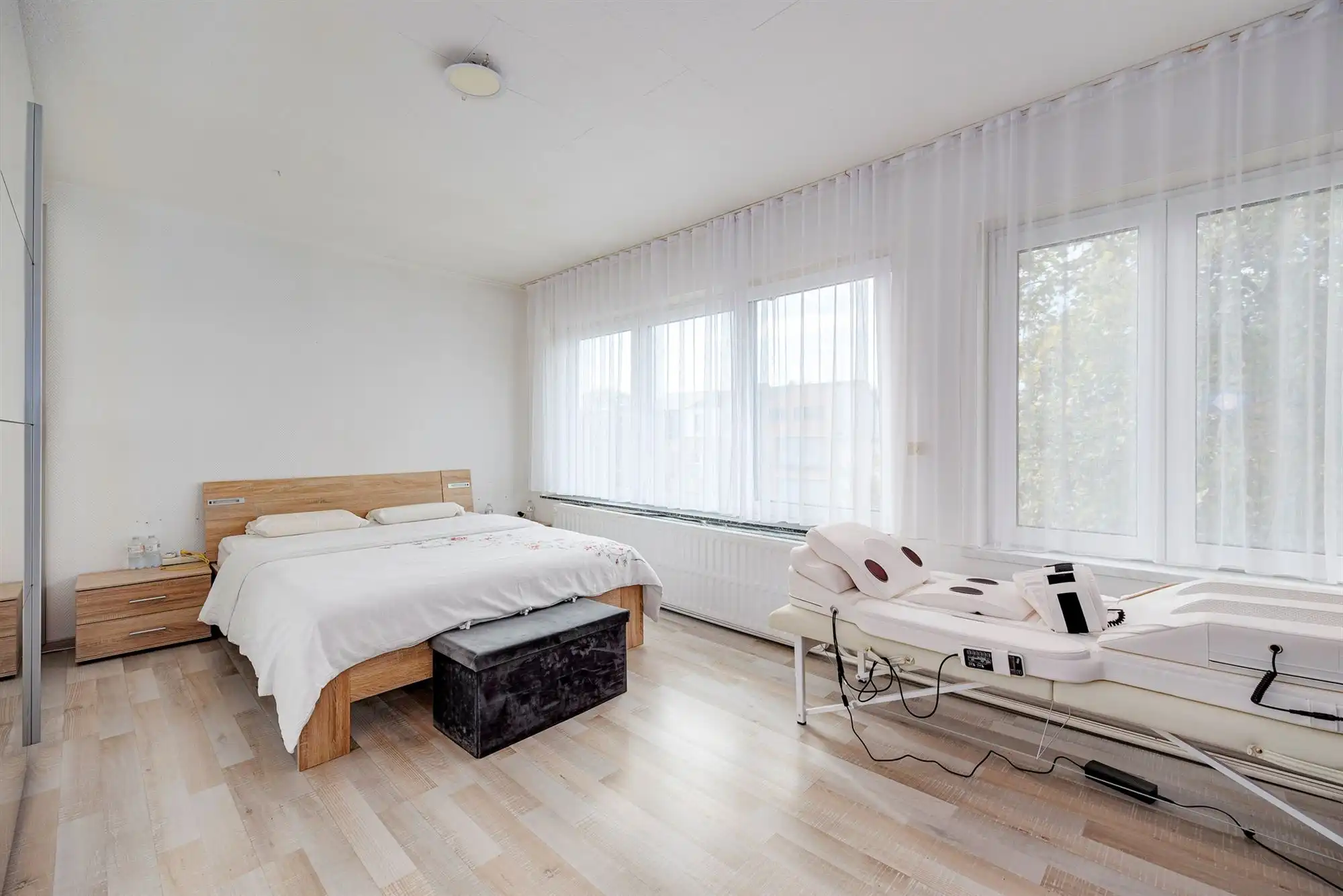 Bel-étage met 2 slaapkamers, dakterras en garagebox! foto 12