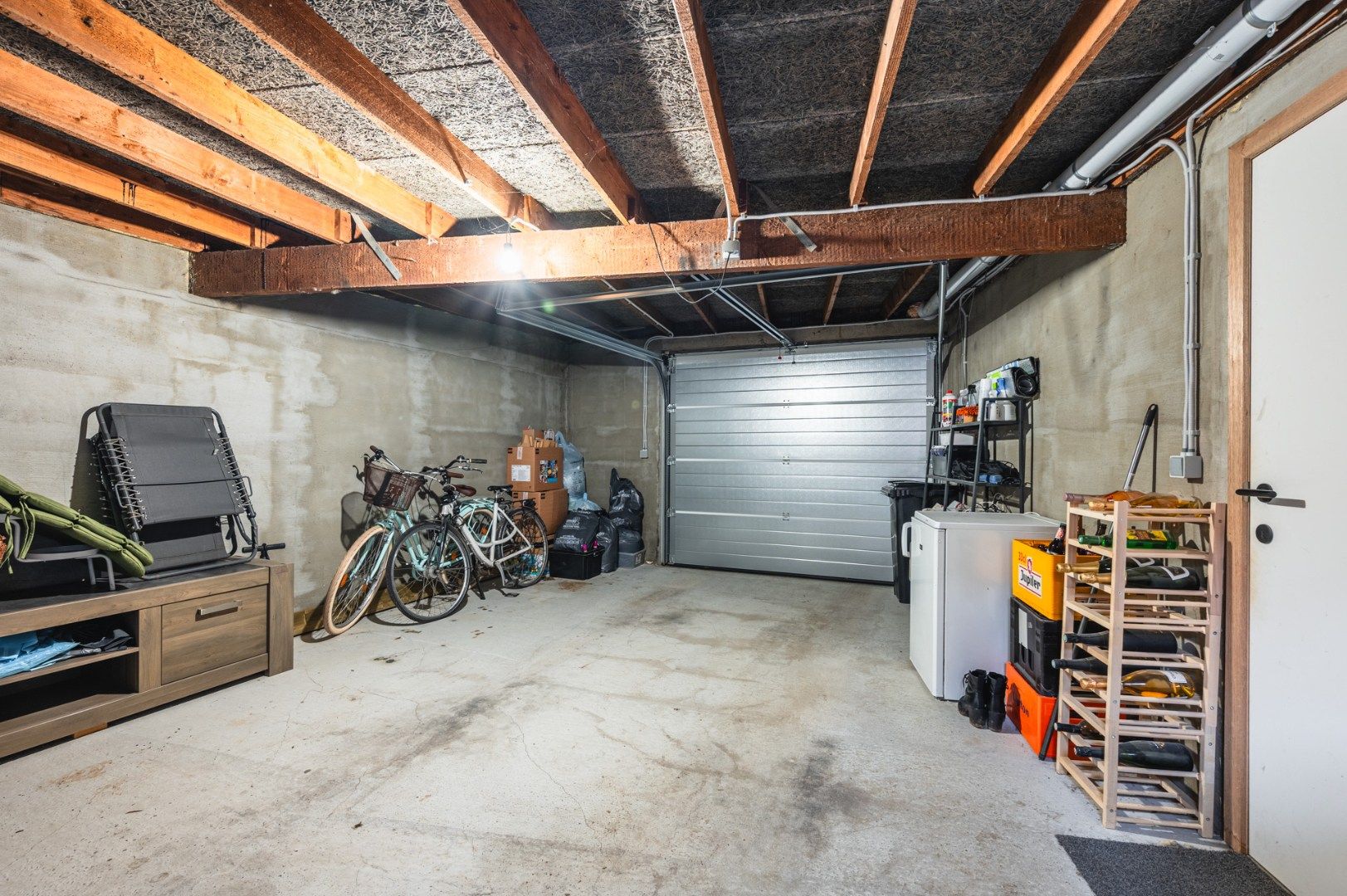 Gerenoveerde hoekwoning te koop in Harelbeke met 3/4 slaapkamers, inpandige garage, zonnige tuin en dakterras.  foto 19