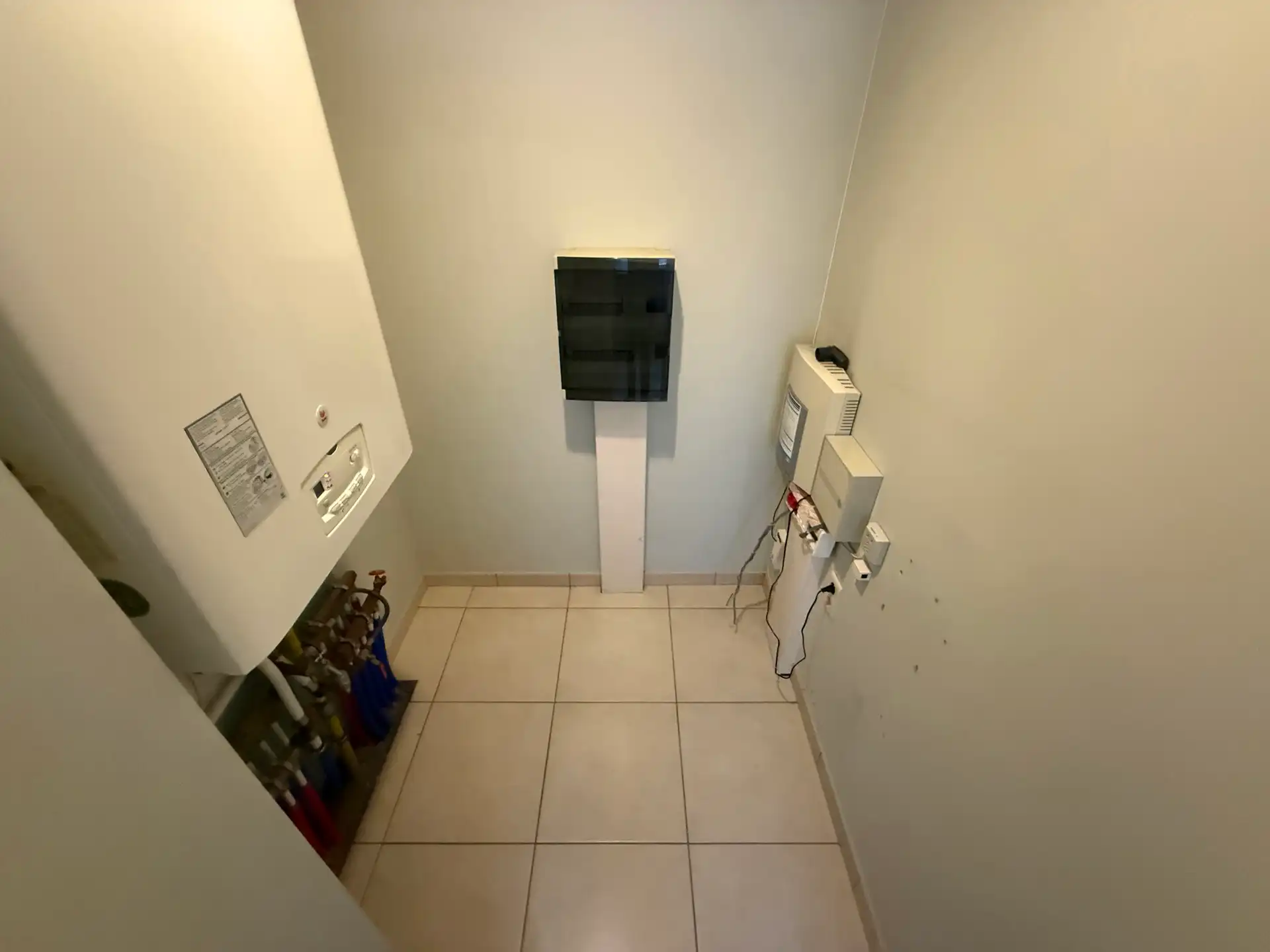 ERONDEGEM - Gelijkvloers appartement met ruim terras én garage. foto 14