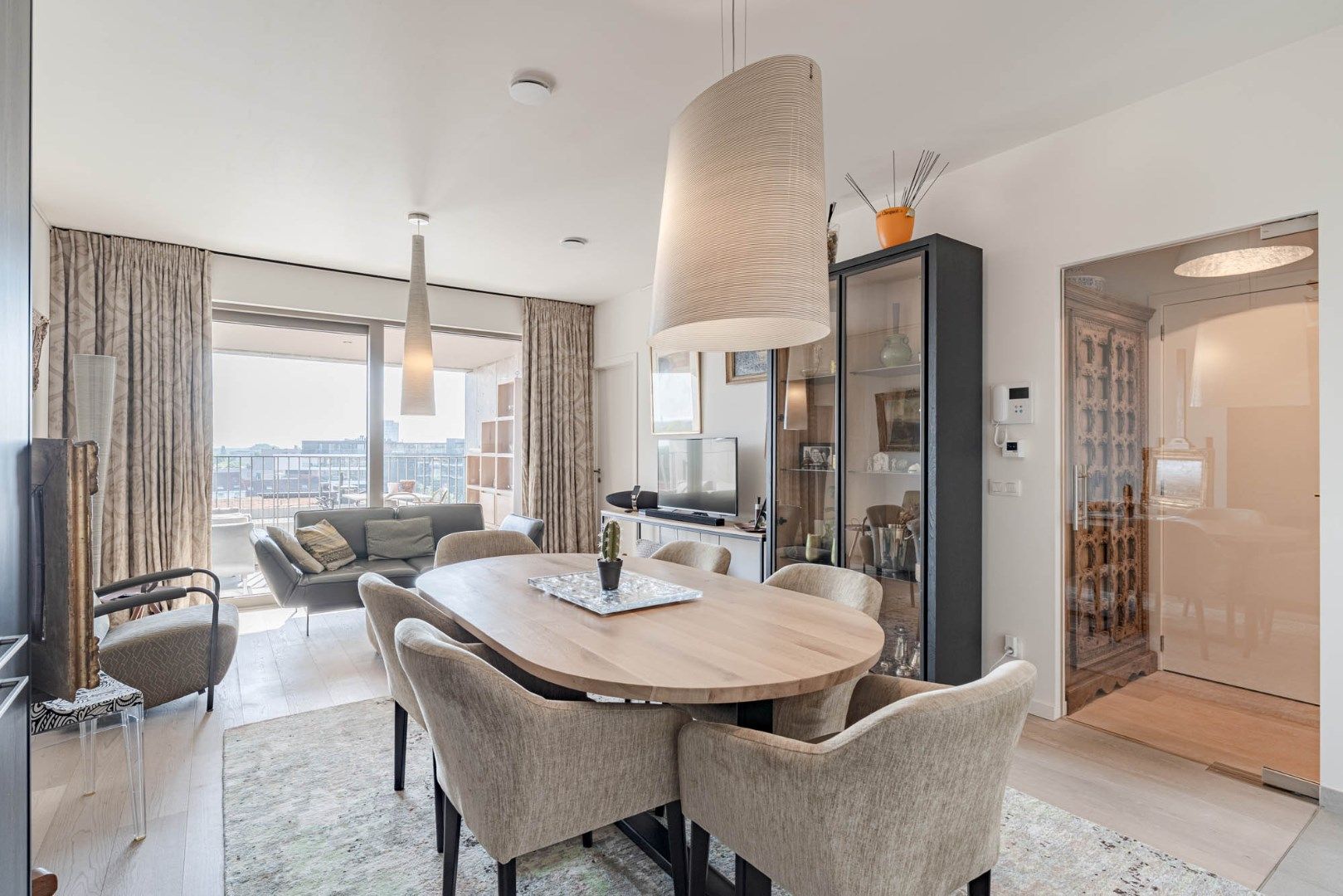 Energiezuinig 1 slpk app, 84m² + terras, parking en berging, exclusieve ligging foto 2