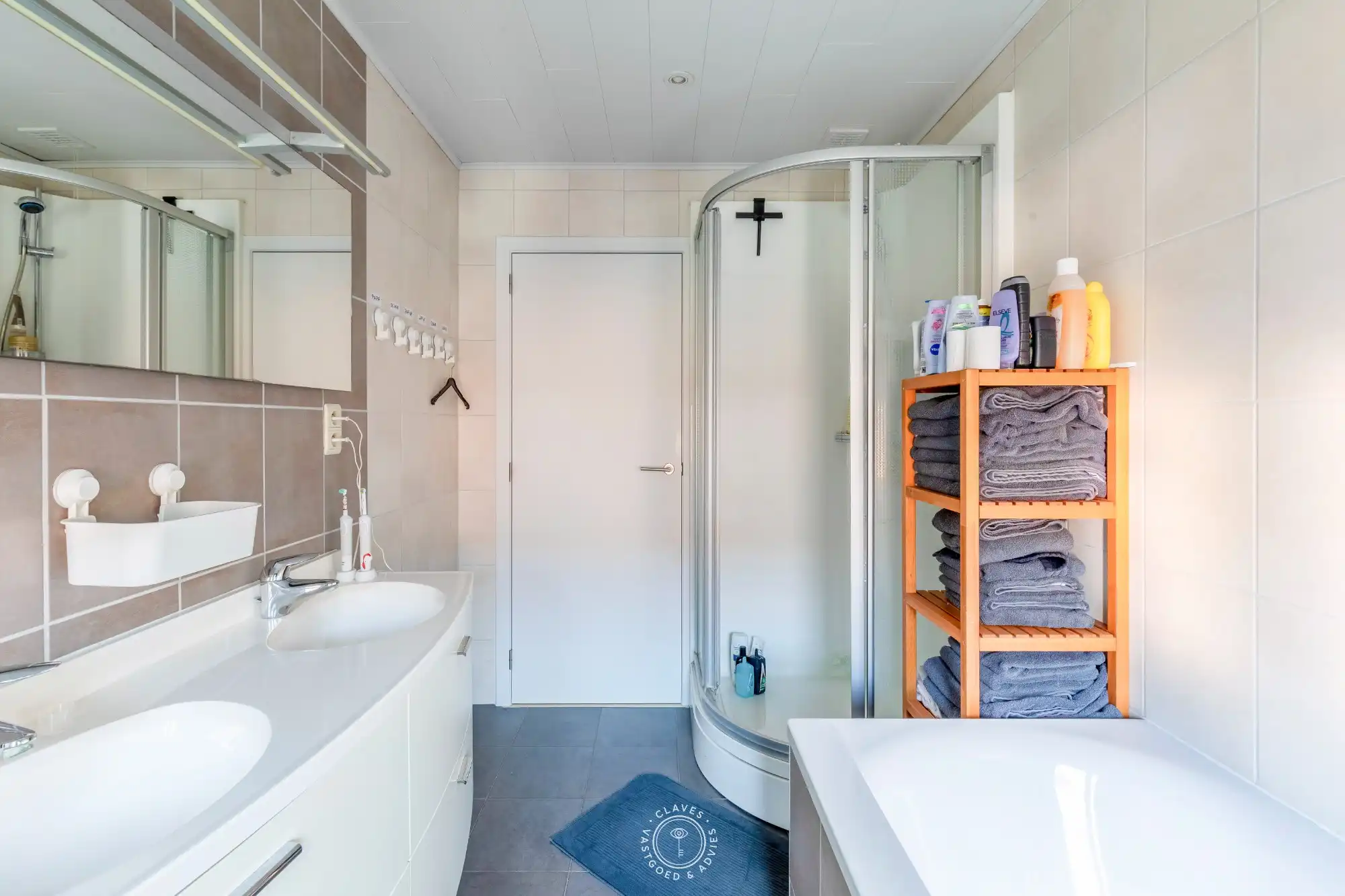 Prachtige en energiezuinige villa met vijf slaapkamers foto 18