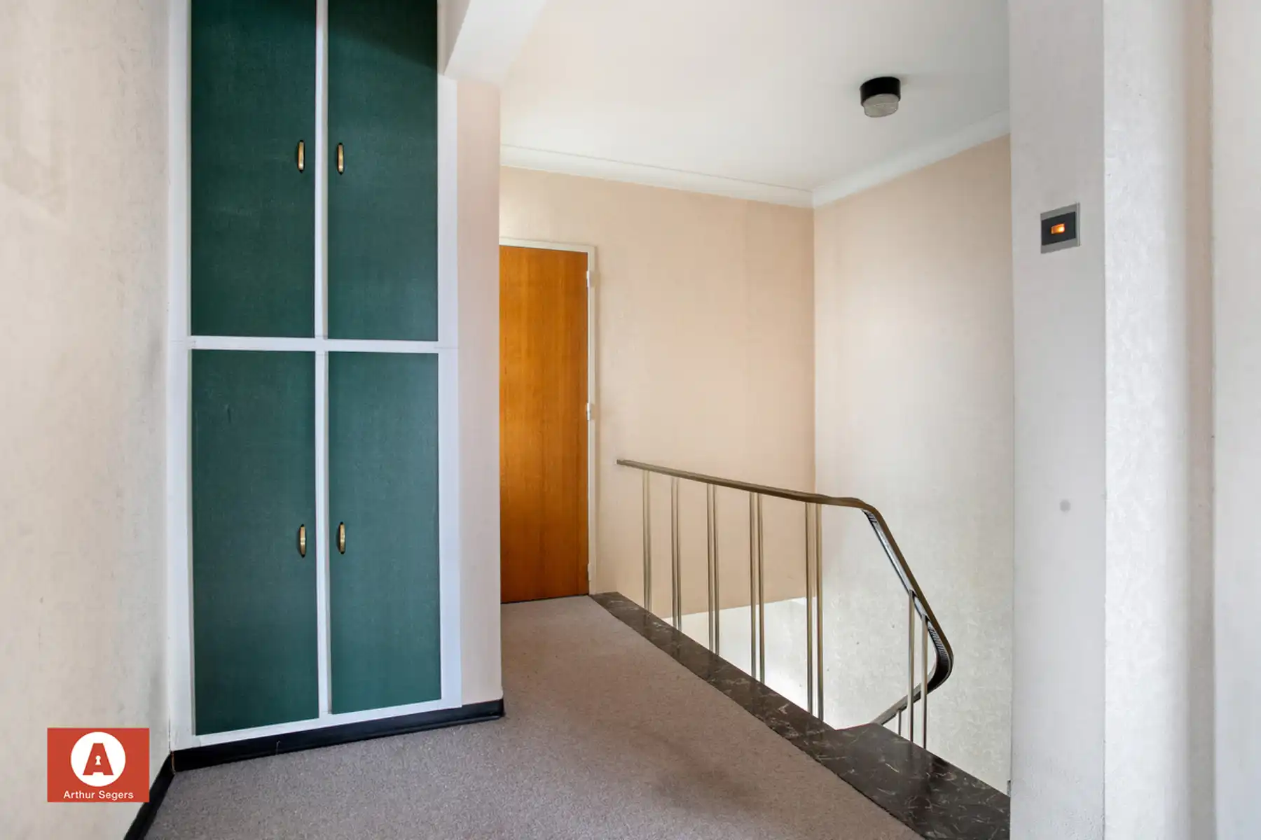 Op te frissen woning in hartje Londerzeel foto 16