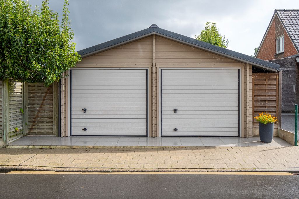 Volledig gerenoveerde hoekwoning met ruime tuin en zwem/visvijver in Lendelede foto 27