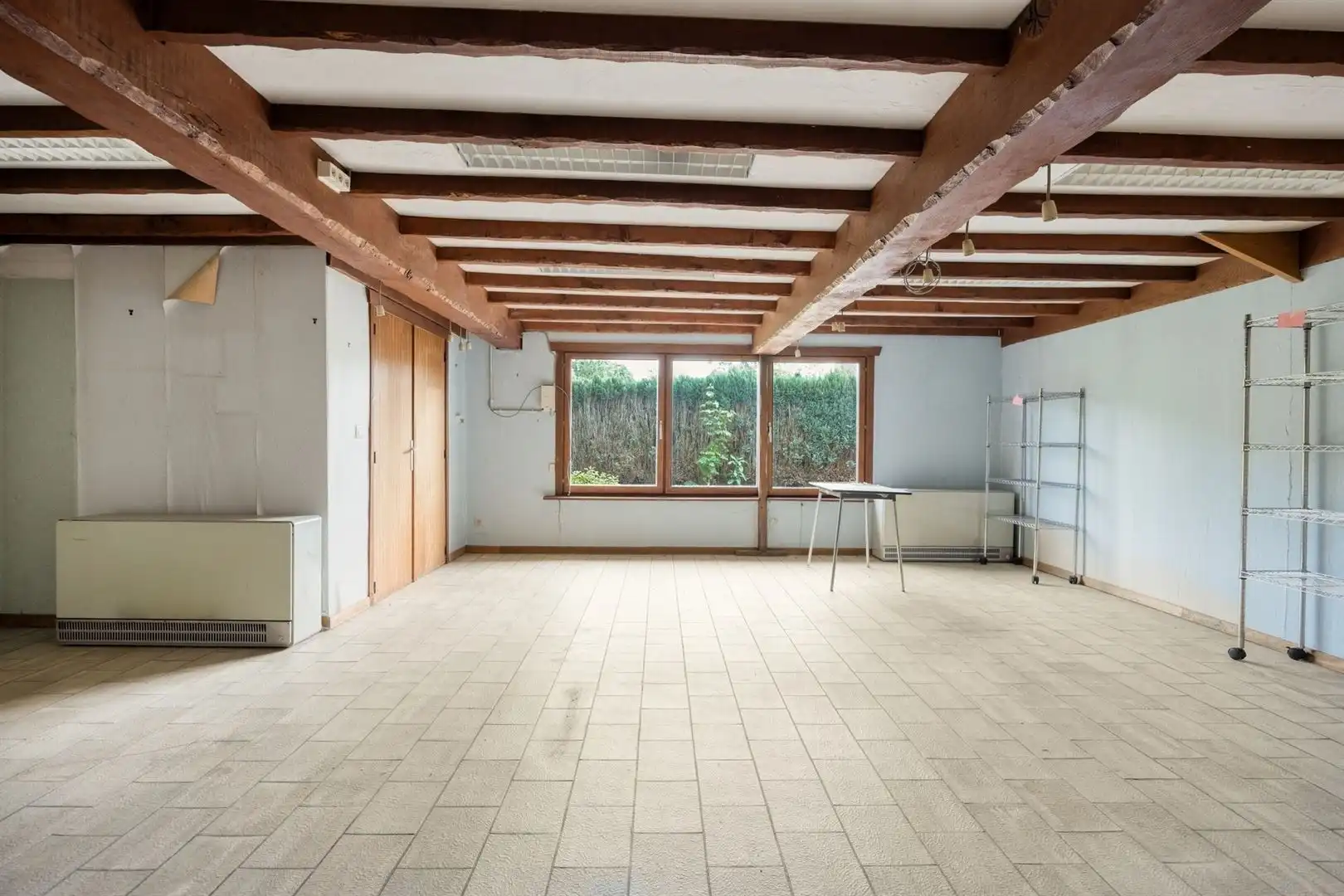 Villa met achterliggend kantoorgebouw foto 31