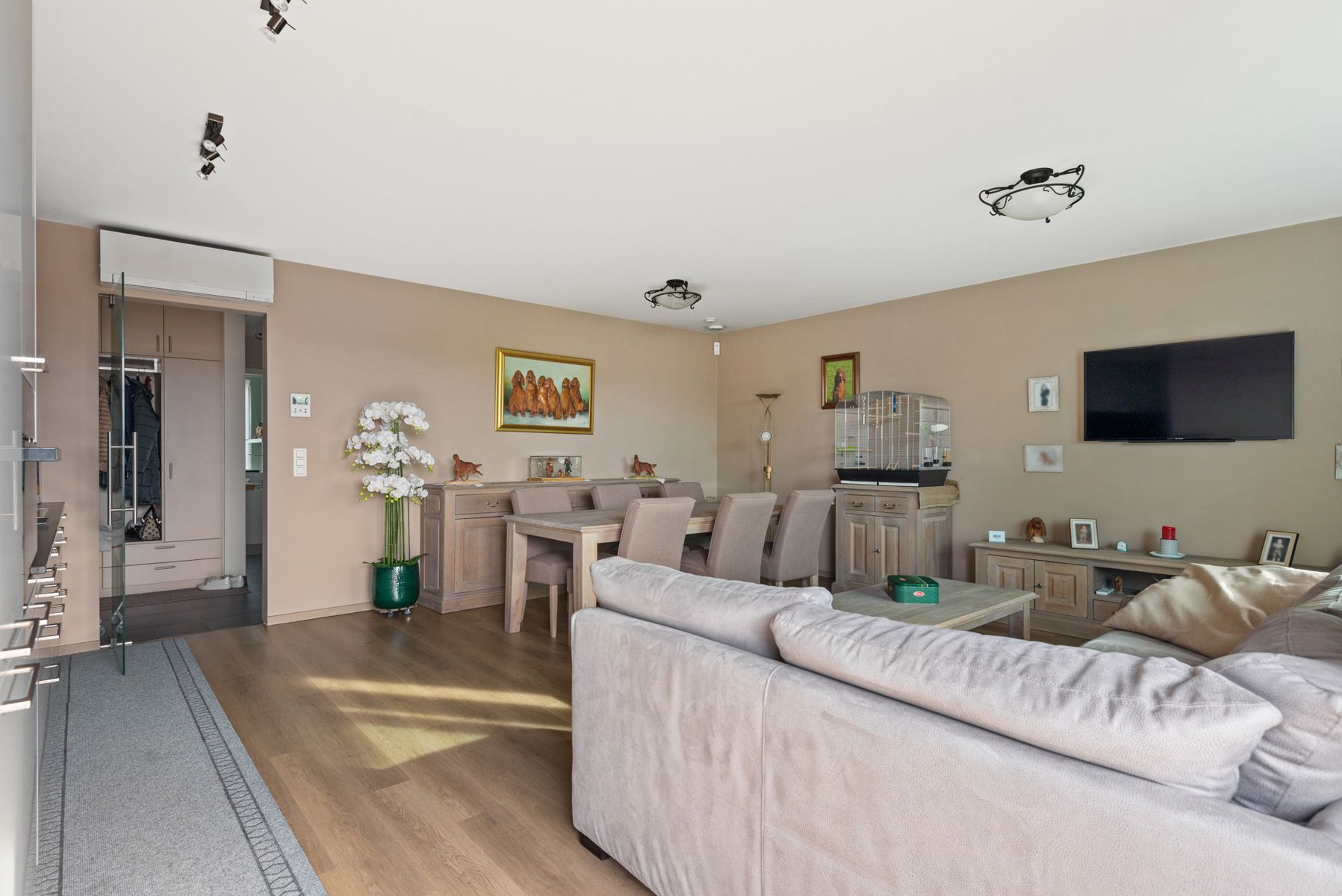 Modern en ruim appartement te koop op toplocatie. foto 5