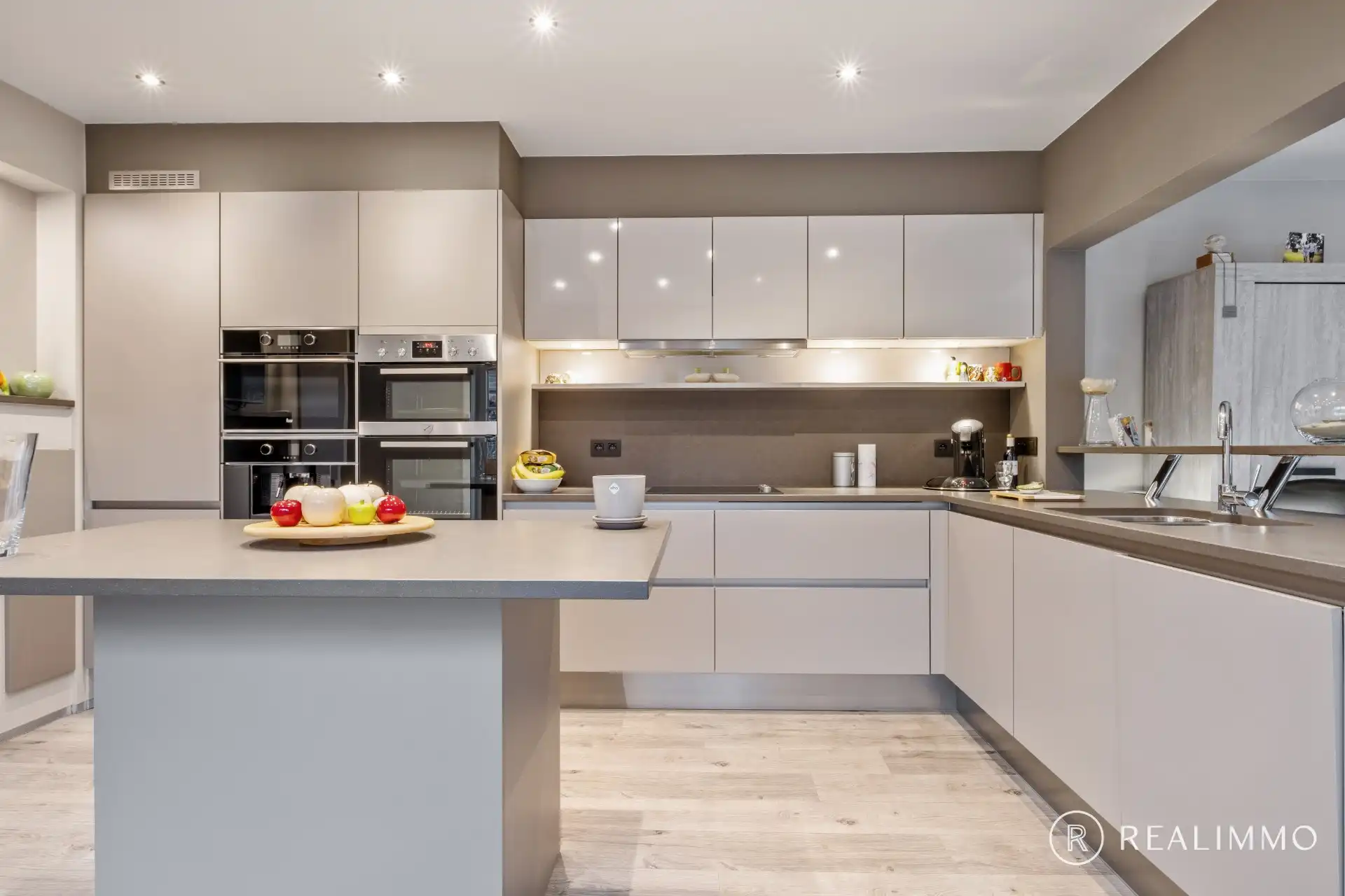 Pure luxe en ruimte op topligging in Waregem foto 8