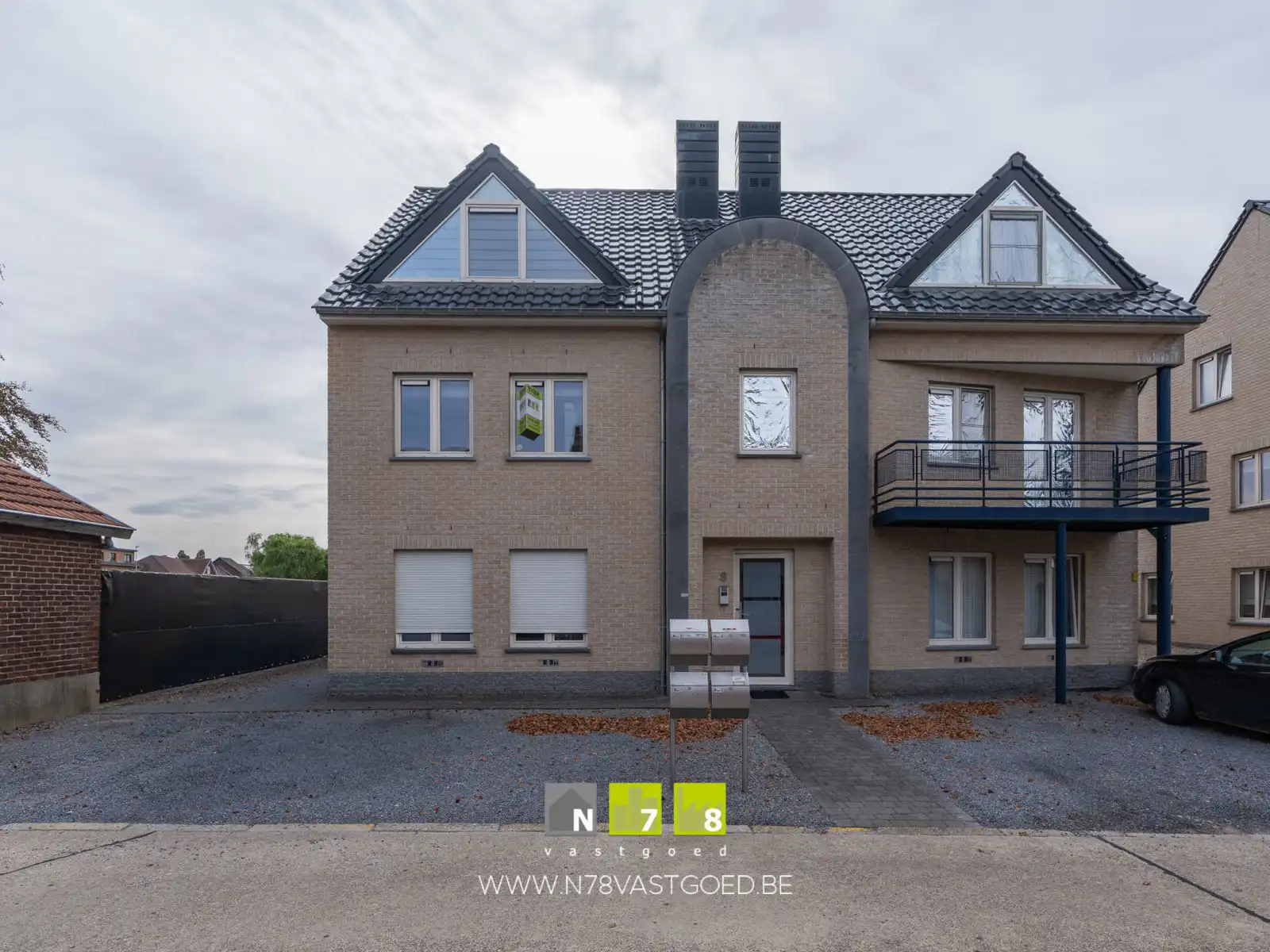 Appartement te koop foto {{pictureIndex}}