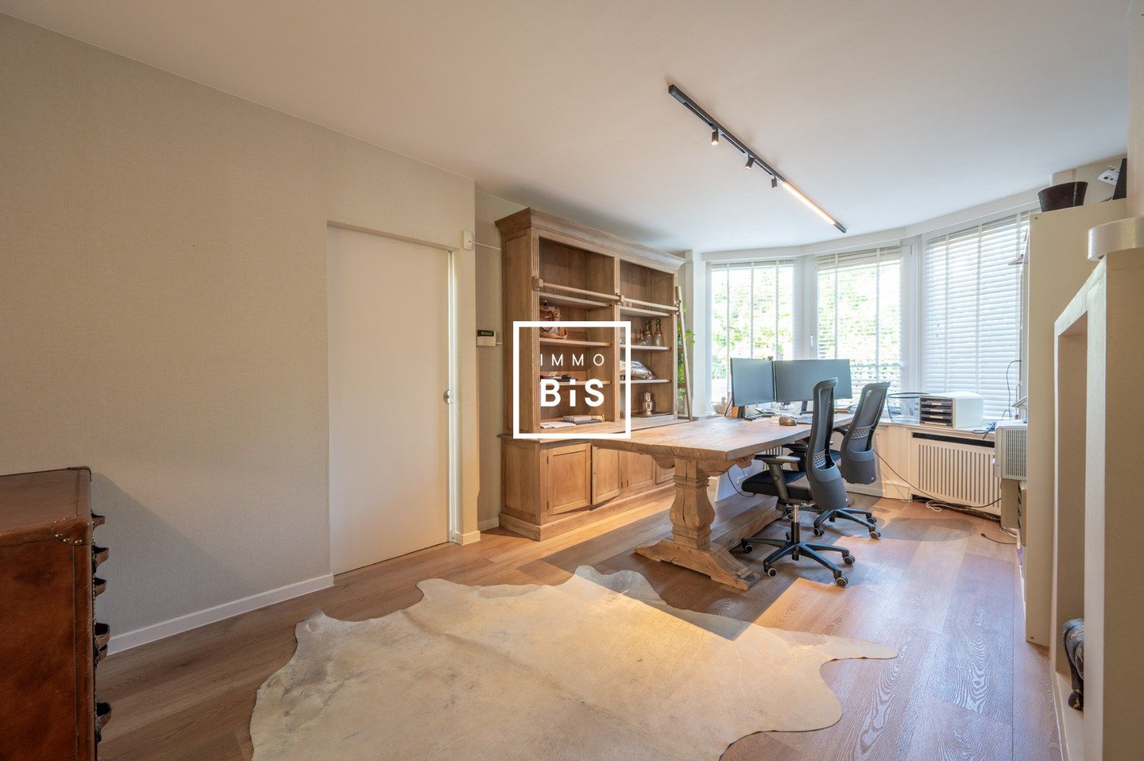 Exclusieve villa verscholen in een rustige laan in hartje Zoute foto 6