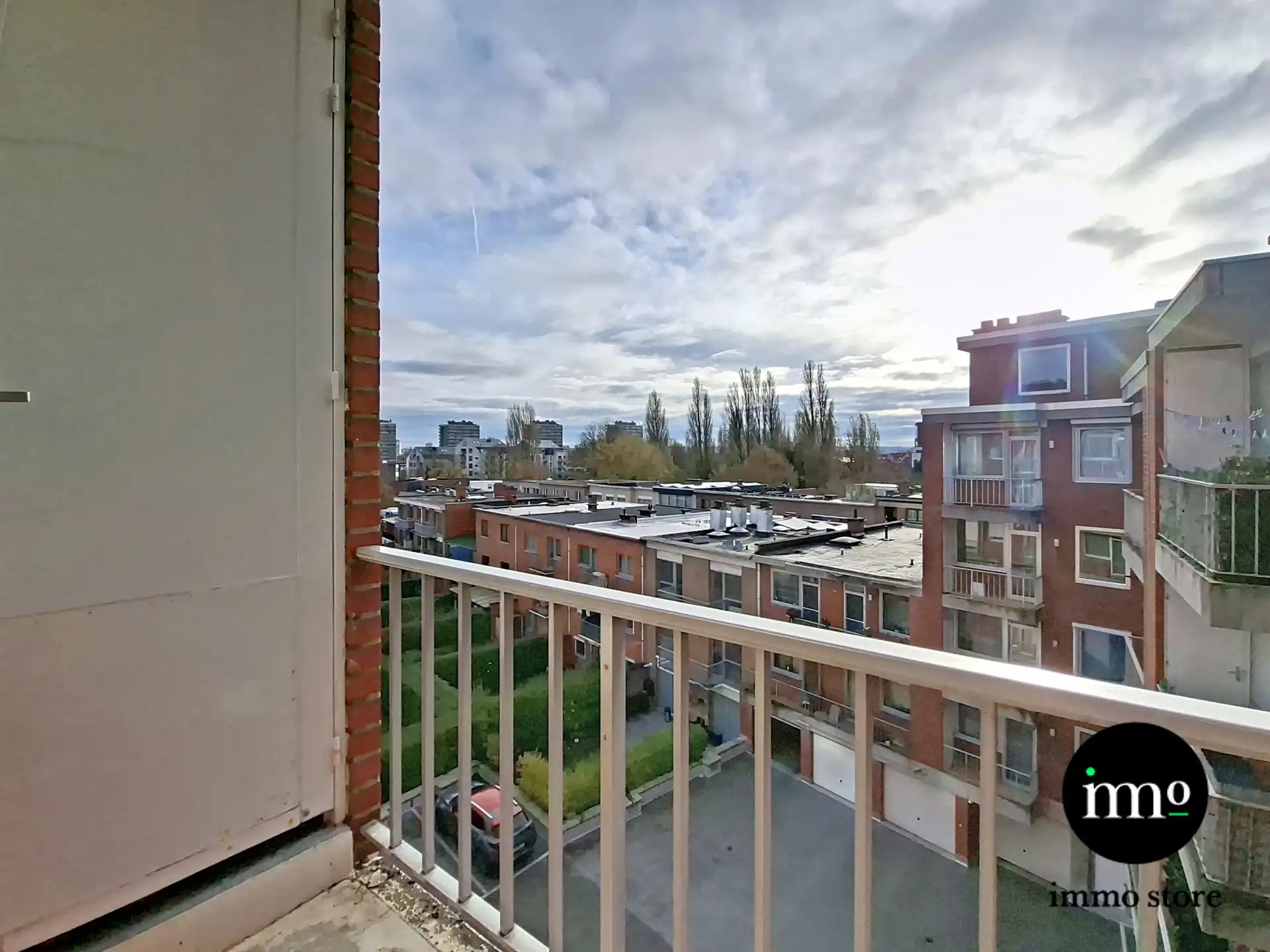 2-slaapkamerappartement met 2 terrassen en 2 parkings foto 8