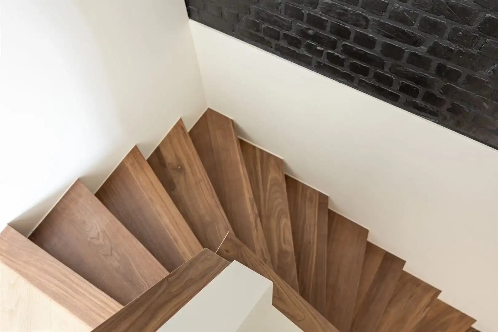 Volledige nieuw duplexappartement bovenop Art-Deco-gebouw foto 15