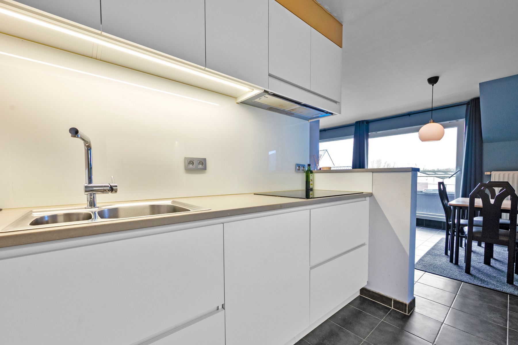 knus appartement in het hart van Berlare – ideaal als investering of starterswoning foto 5