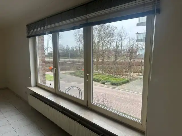 Ruim en lichtrijk appartement (127 m²) in het centrum van Overpelt foto 2