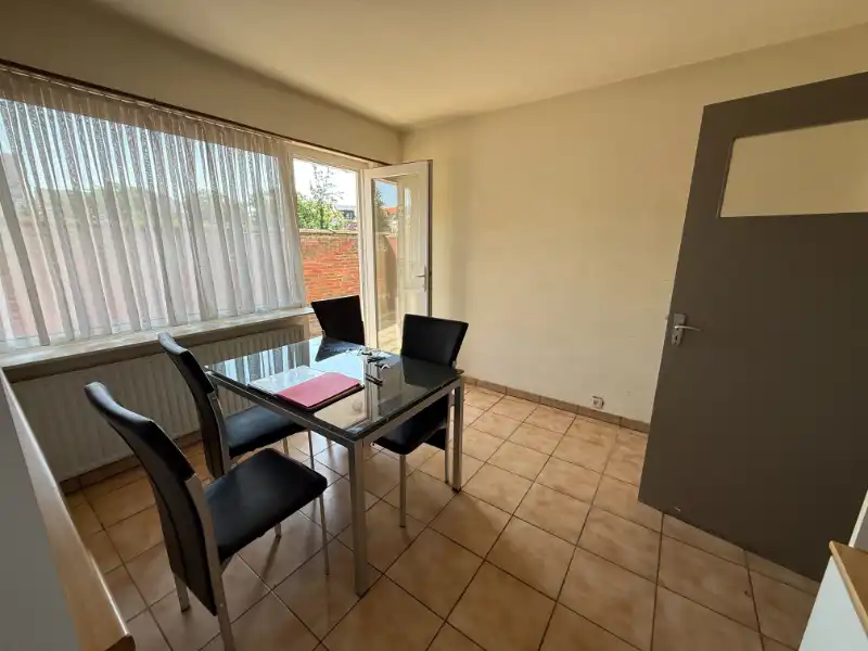 Gelijkvloers appartement met 2 slaapkamers en garage foto 5