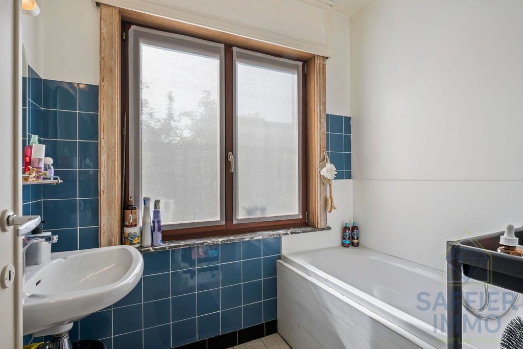 Ruime gezinswoning dicht bij het centrum van Hulste foto 20