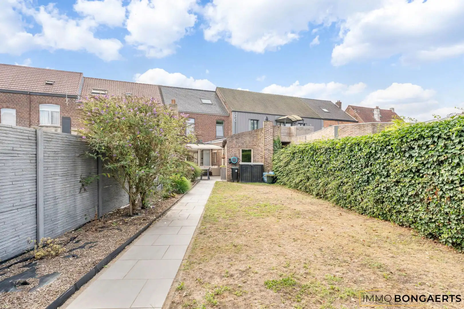 Karaktervolle woning in het centrum van Bree foto 24