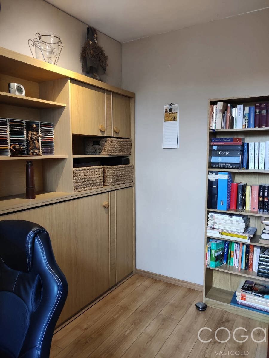 Woning met 4 slaapkamers, garage en tuin foto 14