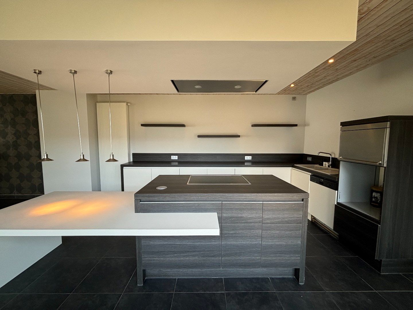 Ruime instapklare woning met tuin en garage. foto 12