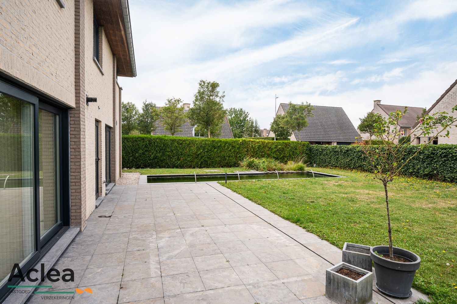 Moderne alleenstaande woning op een ruim perceel foto 27
