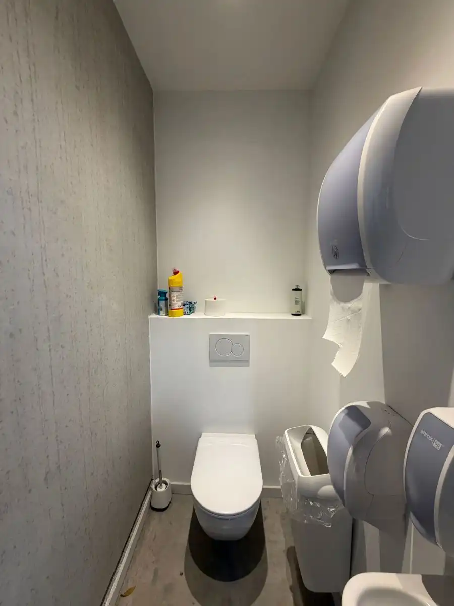 Bedrijfsvastgoed te huur foto 15