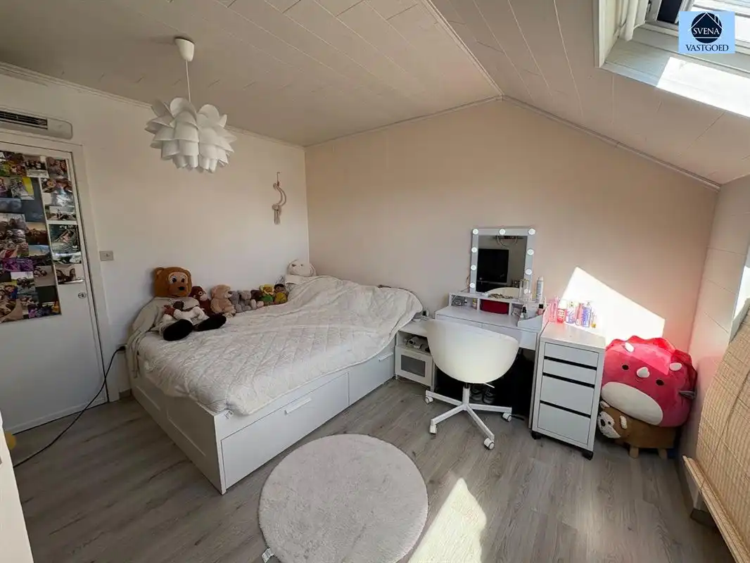 HOB MET 3 KAMERS, TUIN EN GARAGE foto 10