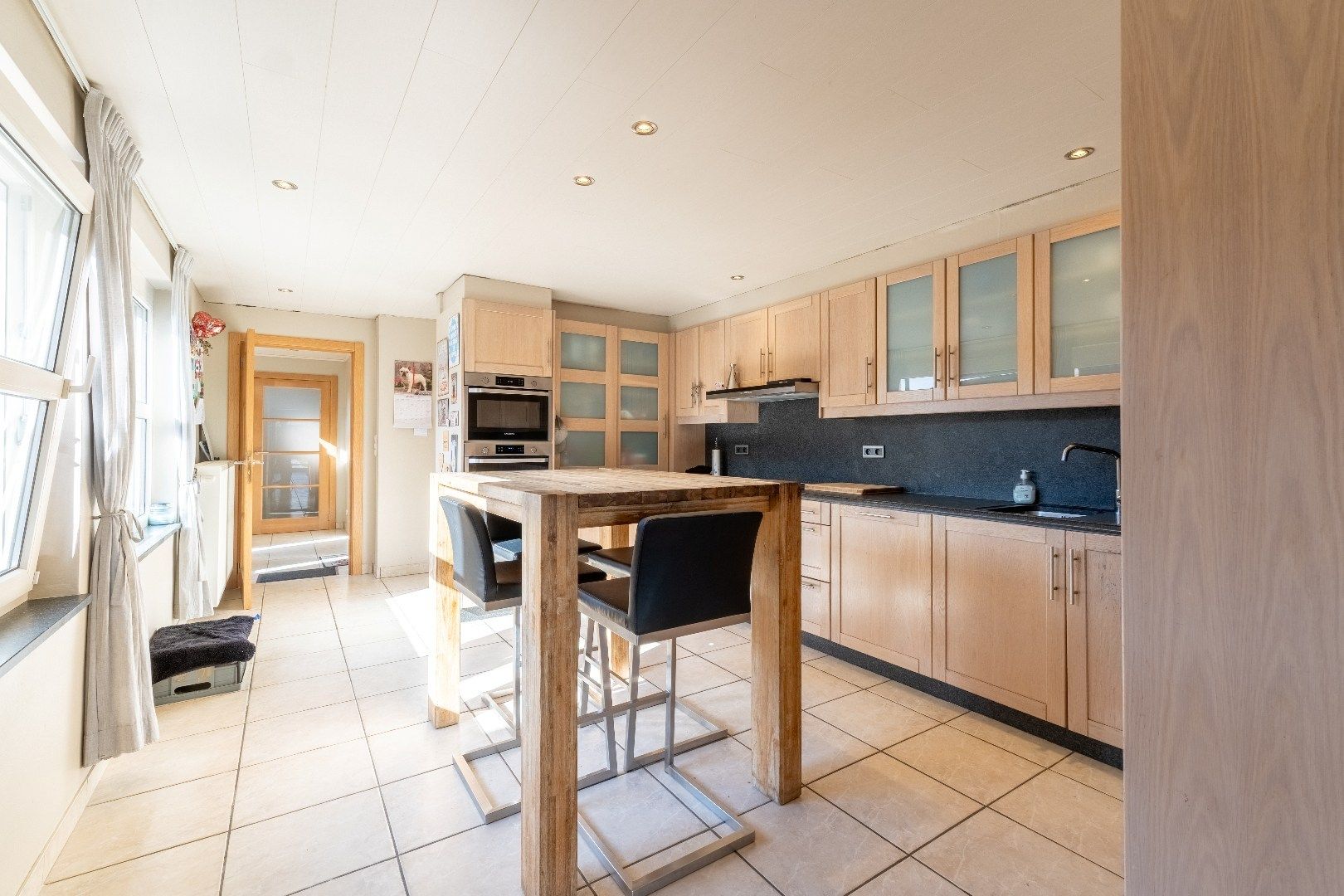 🏡 Te koop in Houthulst – Ruime open bebouwing op 600 m² met grote garage foto 4