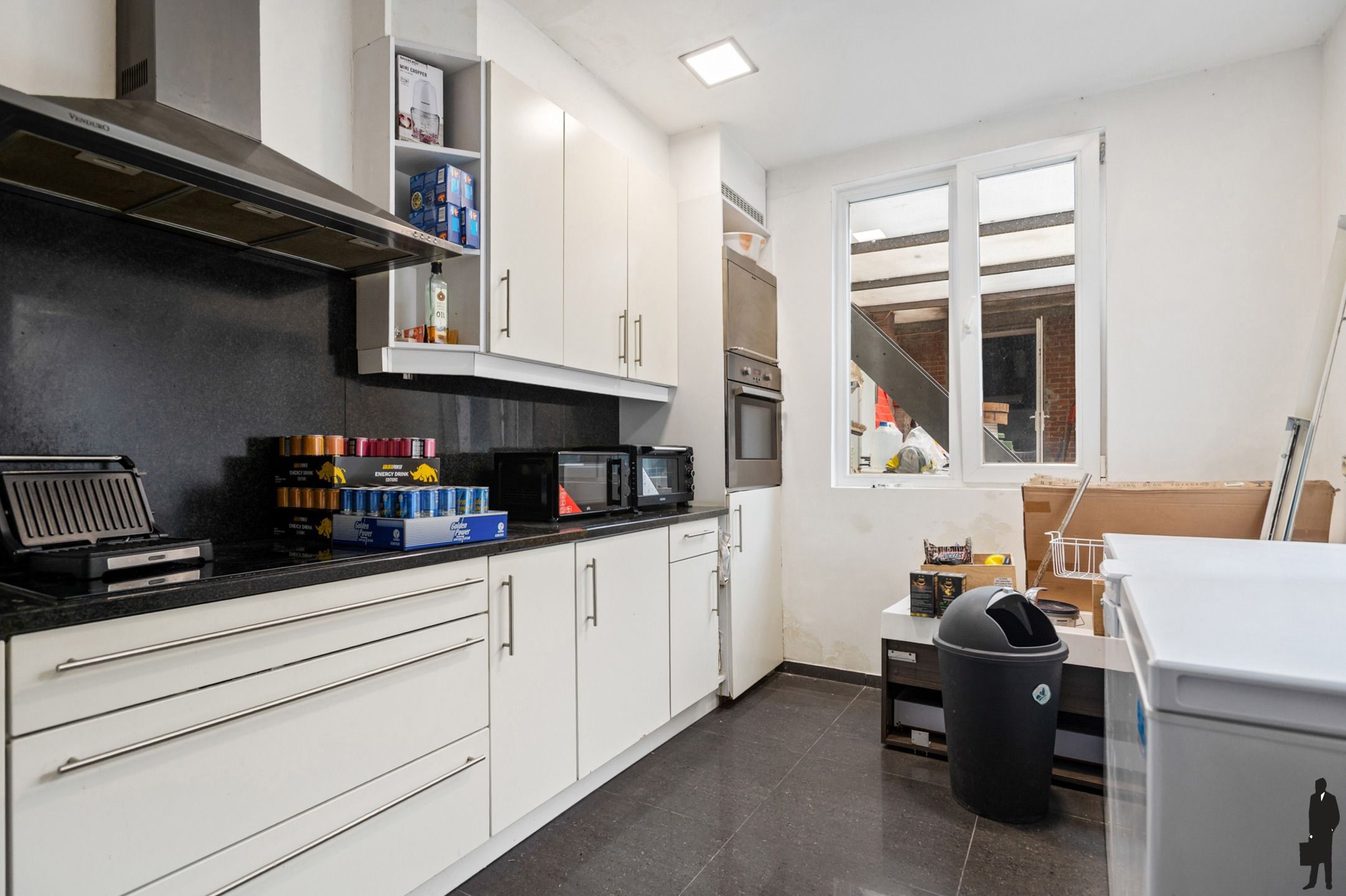 Lichtrijk gelijkvloers appartement op toplocatie in Deurne! foto 5