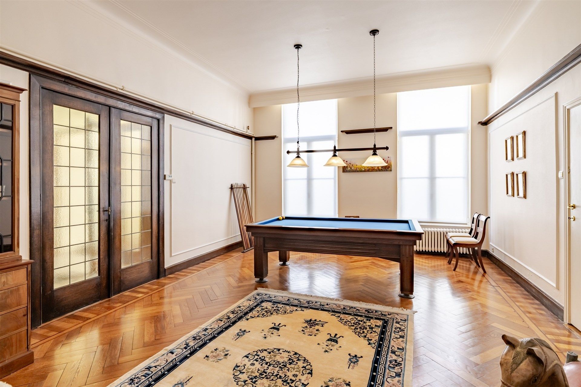 Exclusief herenhuis in neoclassicistische stijl met prachtige tuin foto 13