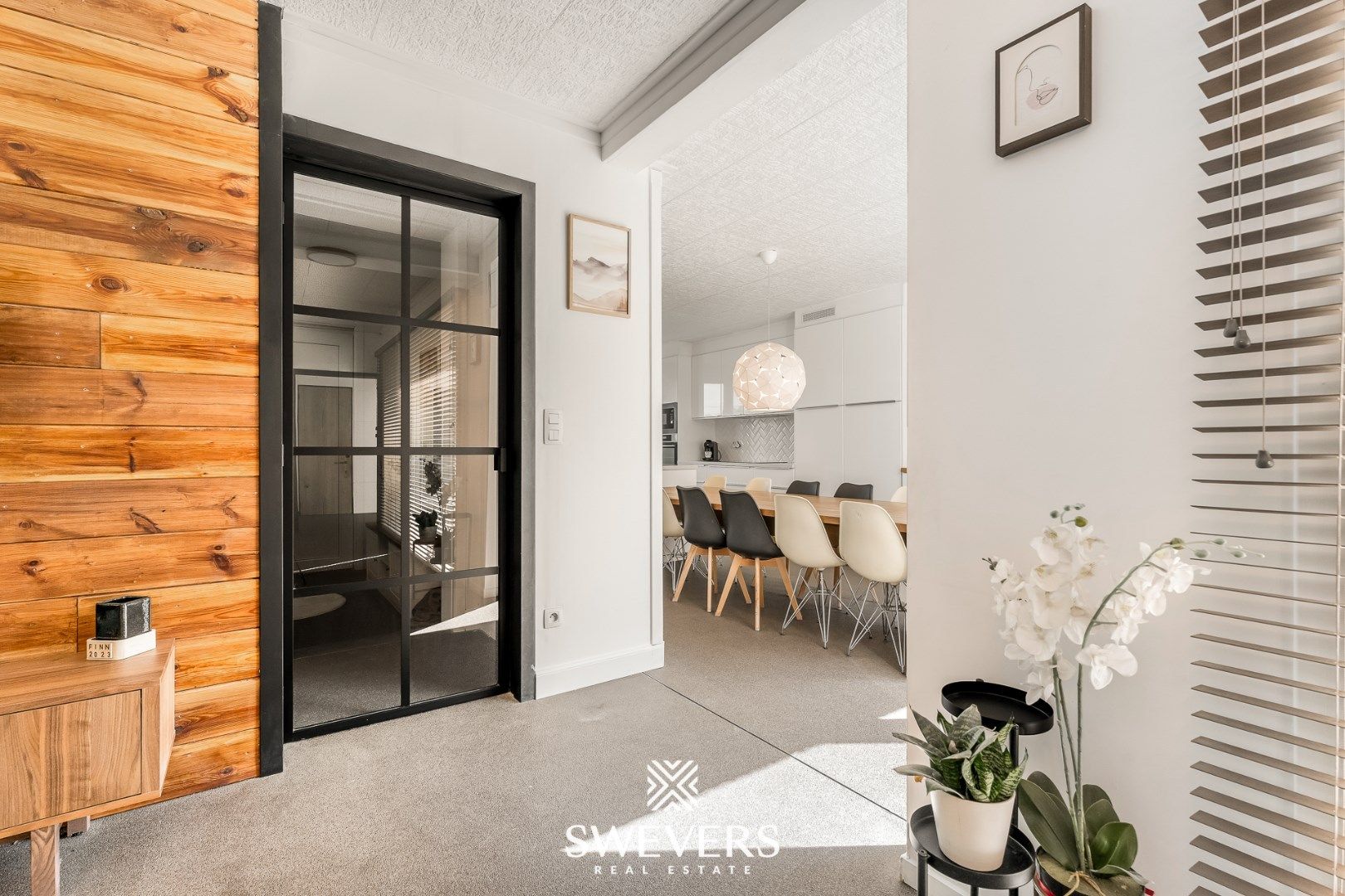 Stijlvolle woning met 4 slpk en prachtige tuin in Tongeren foto 8