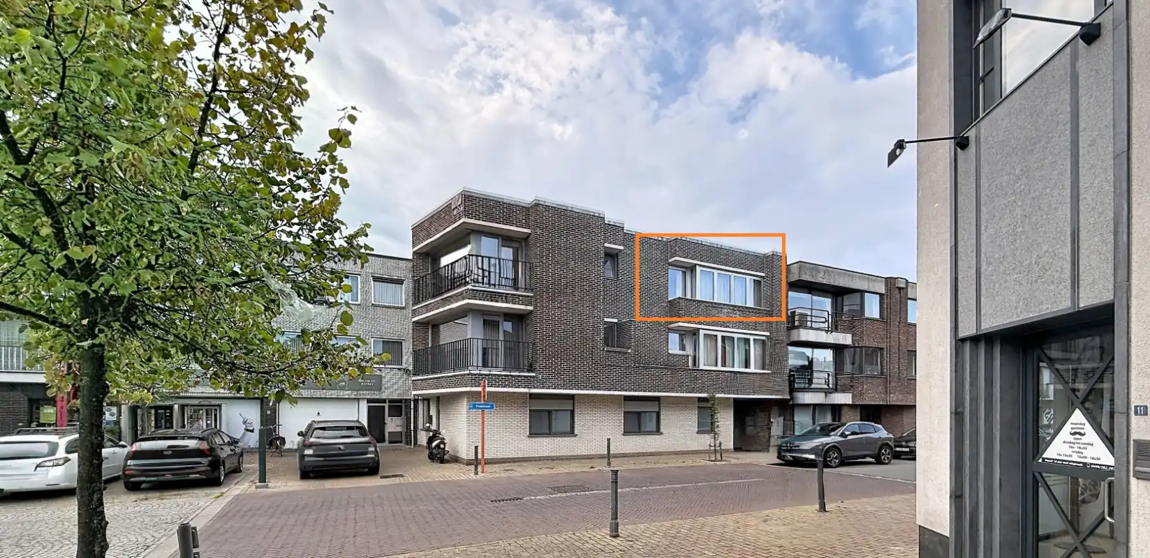 Centraal gelegen appartement met 2 slaapkamers foto {{pictureIndex}}