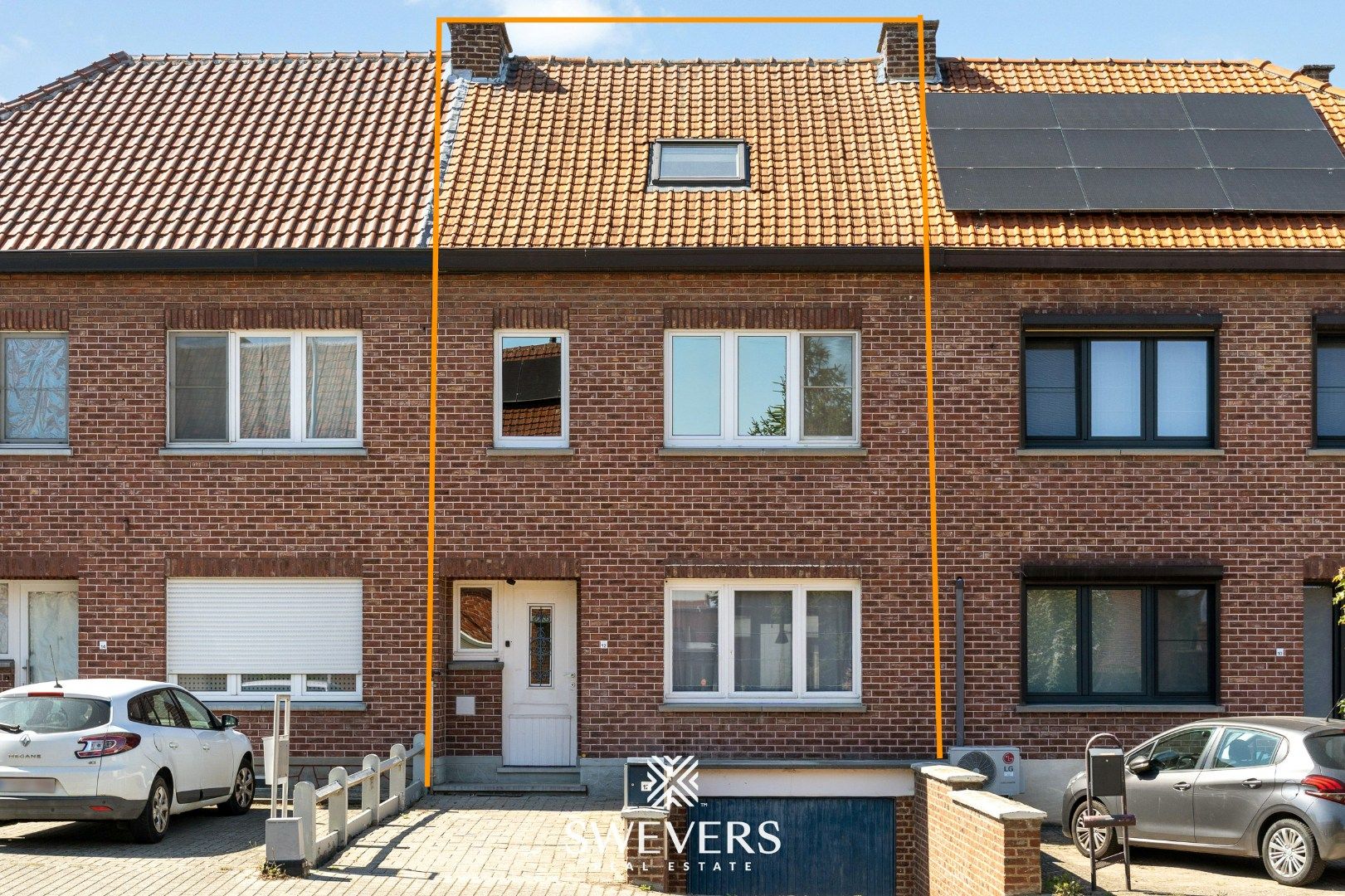 Instapklare woning met 4 slpks en tuin in Borgloon foto {{pictureIndex}}