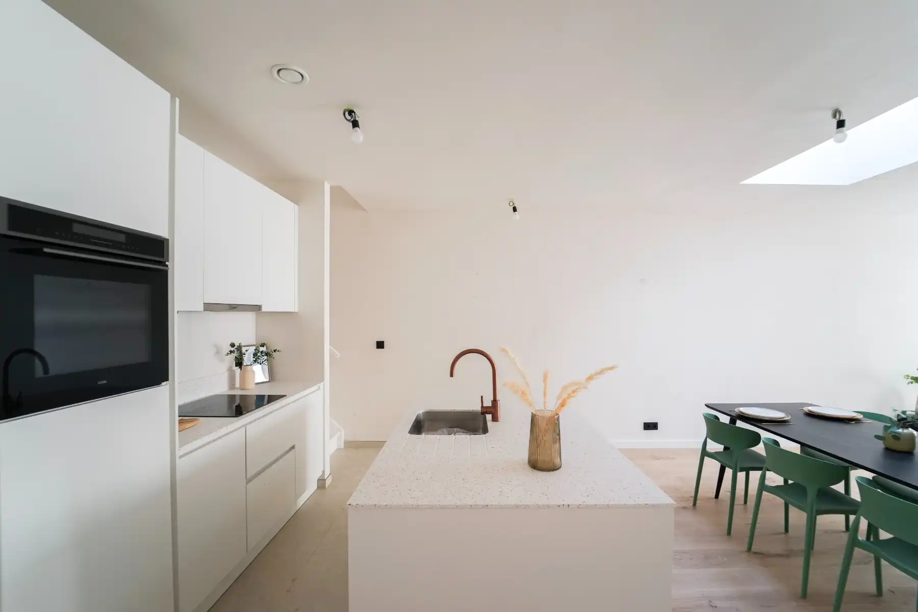 Nieuwbouwwoning met 4 slaapkamers, tuin en terrassen aan de Zuidkaai in Gent Nieuwbouw kopen aan 6% btw? foto 6