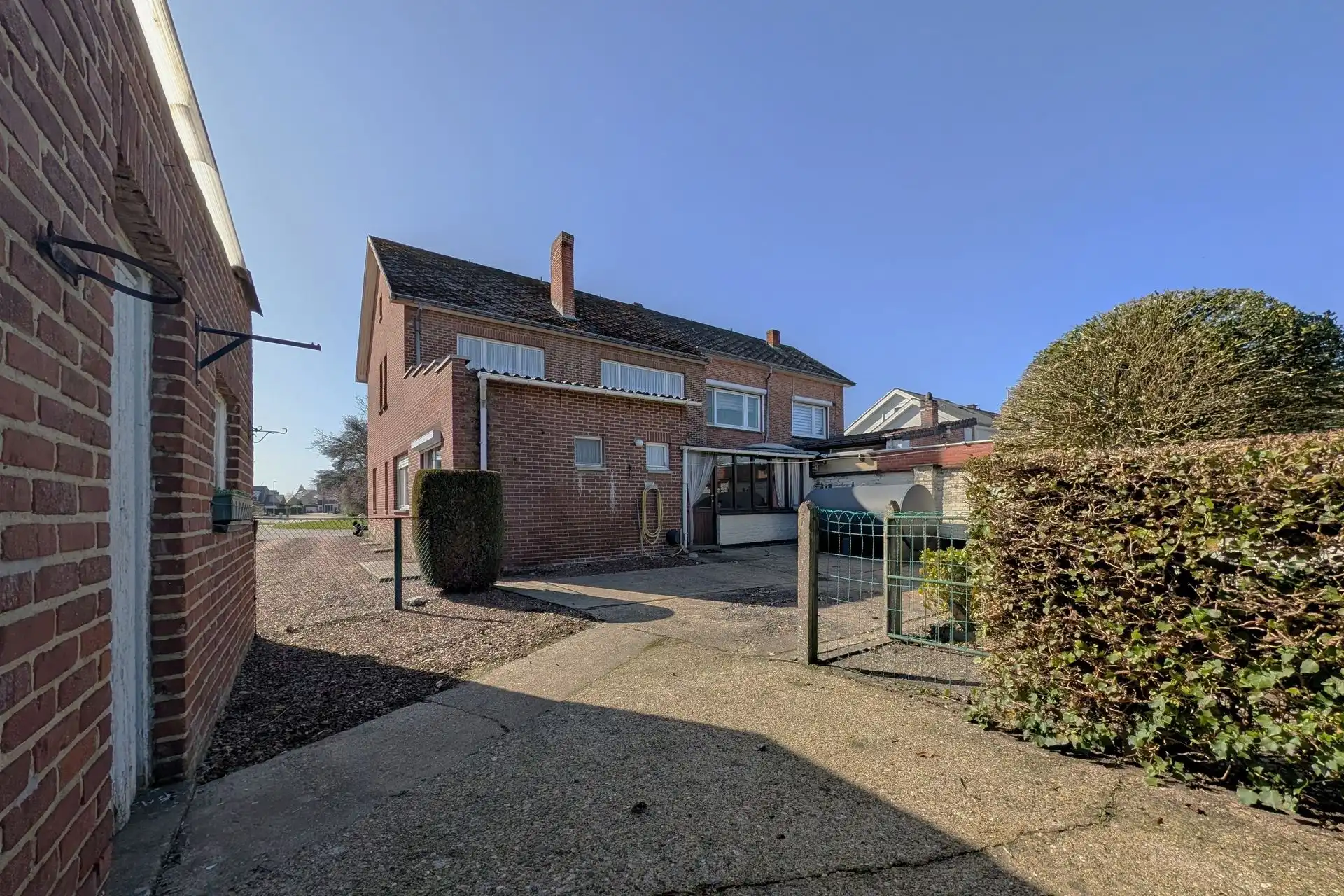 Op te frissen woning met 4 slpk. in rustige woonwijk te Rekem (Lanaken)  foto 22