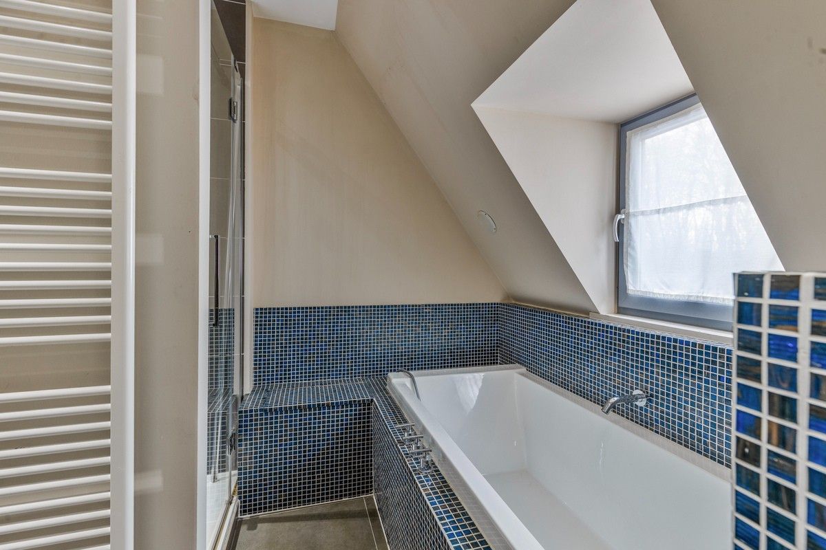 MAGAZIJN/APPARTEMENT/BURELEN en WONING te ASSEBROEK foto 17