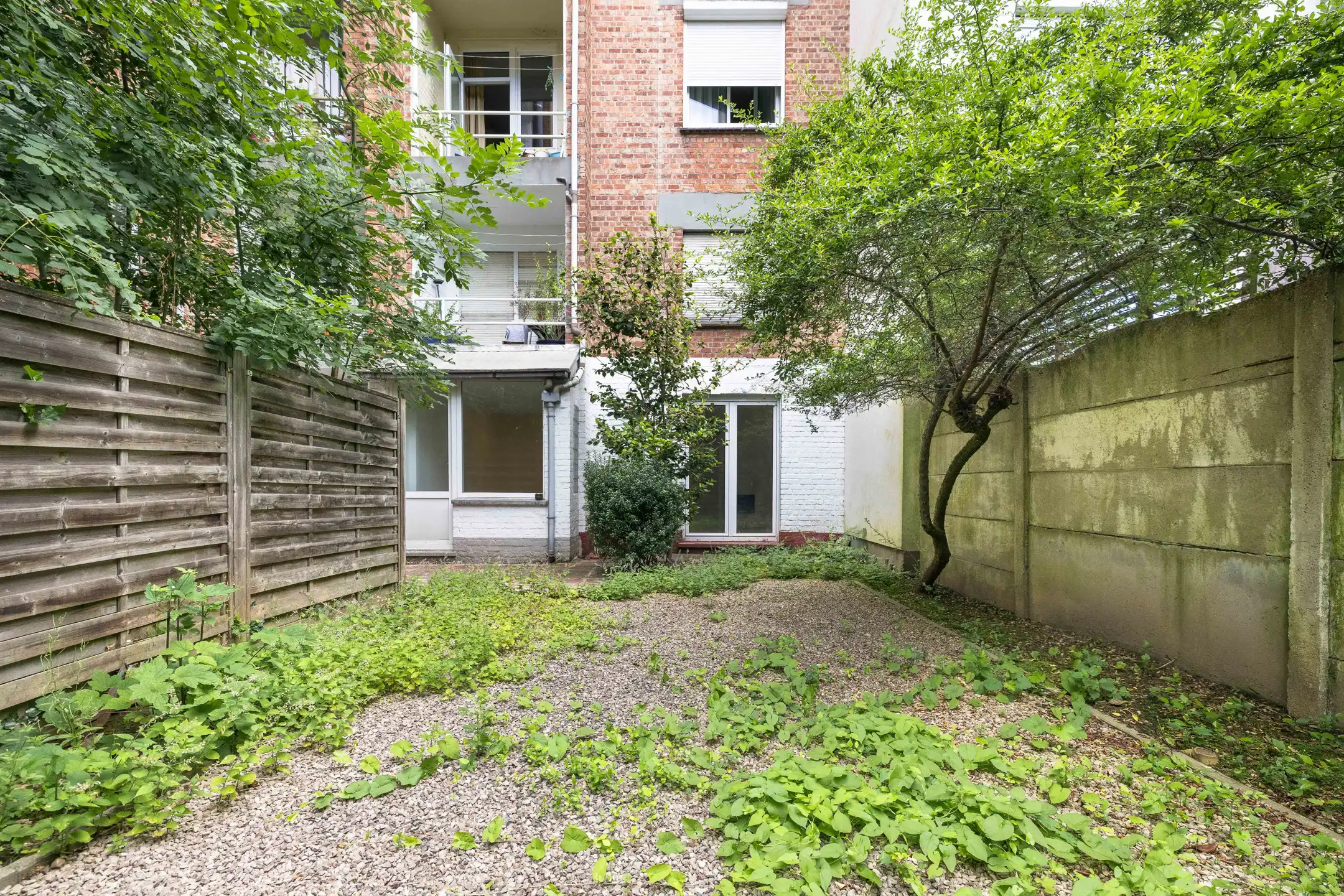 Appartement met 1 slaapkamer + werkkamer en tuin foto 12
