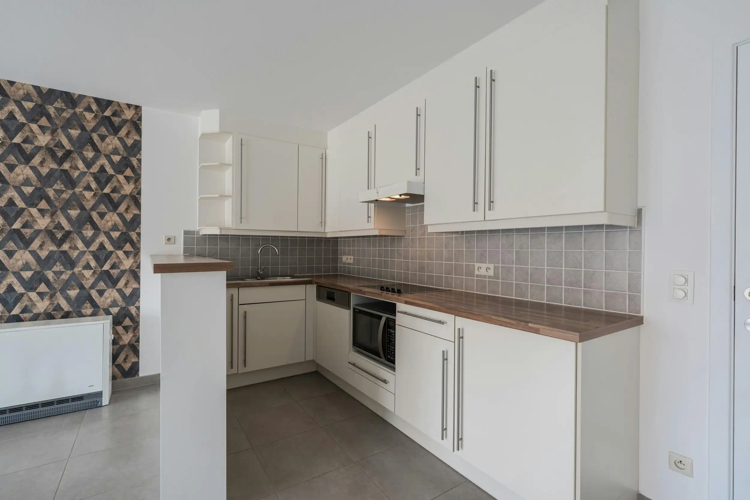 Prachtig 2-slaapkamer appartement met terras te Oostende foto 5