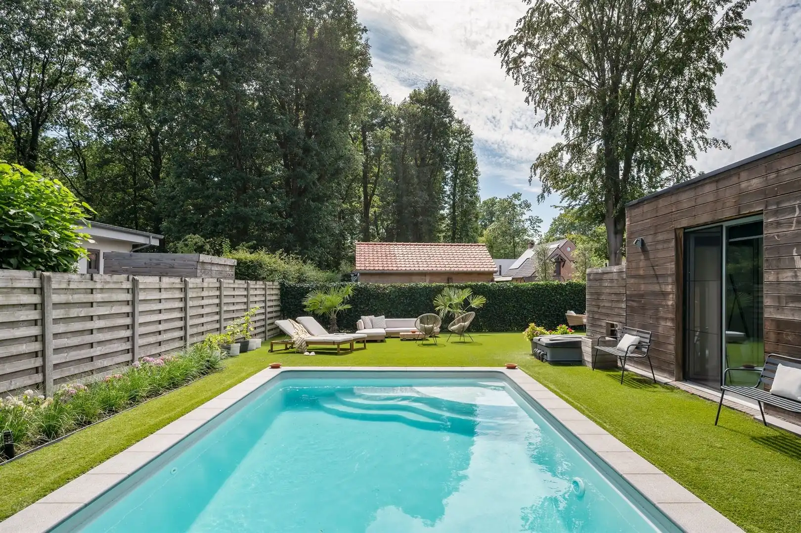 Instapklare halfopen villa met rieten dak, verwarmd zwembad en eigen wellness foto 13
