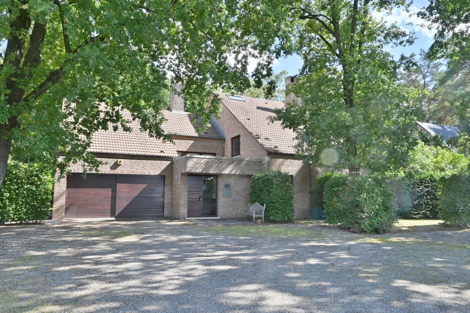 Wonen & Werken: Royale woning met aparte praktijkruimte in een groene, bereikbare omgeving te Zutendaal foto 2