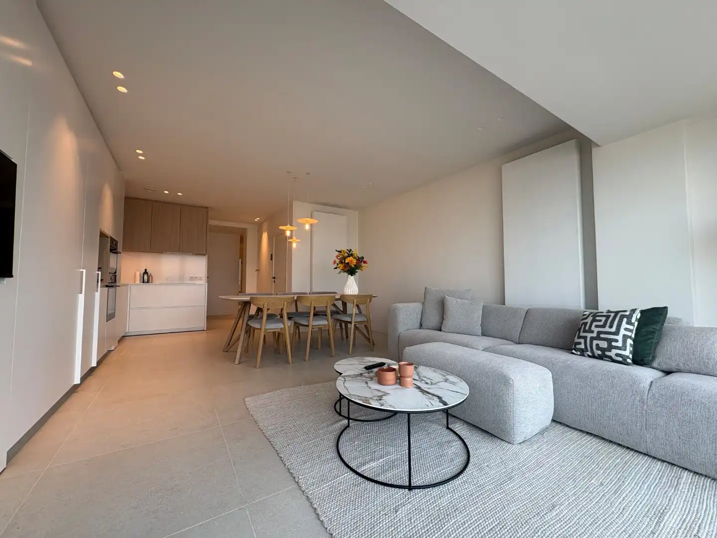 Prachtig vernieuwd appartement te huur op jaarbasis – Zeedijk foto 3