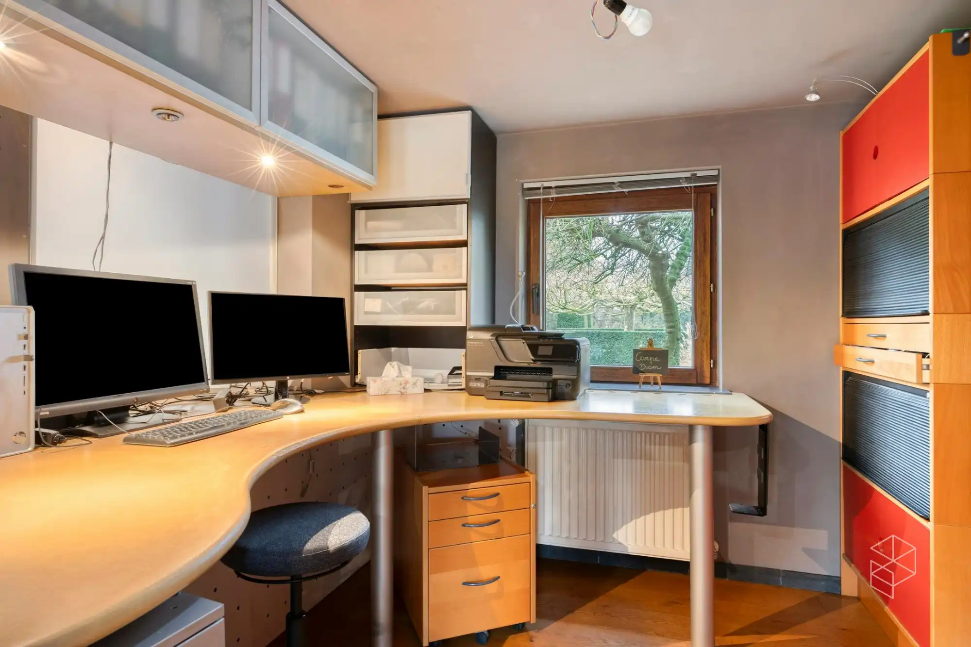 Karaktervolle villa met polyvalent bijgebouw, zwemvijver & aangelegde tuin met uitweg op 4.012m² foto 35