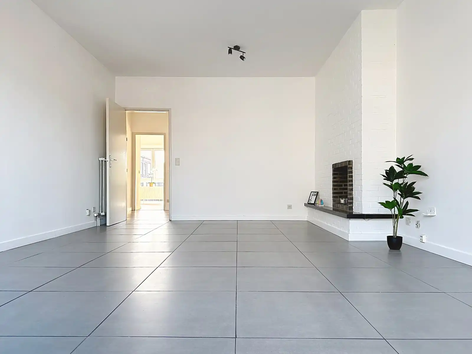 Instapklaar appartement met EPC-label A, rustig gelegen en op een steenworp van het centrum! foto 6