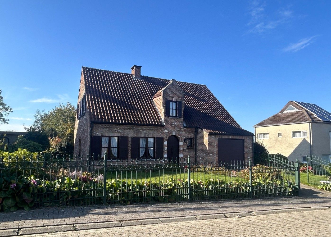 ()=>{if(producerUpdateValueVersion(node),producerAccessed(node),node.value===ERRORED)throw node.error;return node.value} Roeselveld 11 - 3020 Herent
